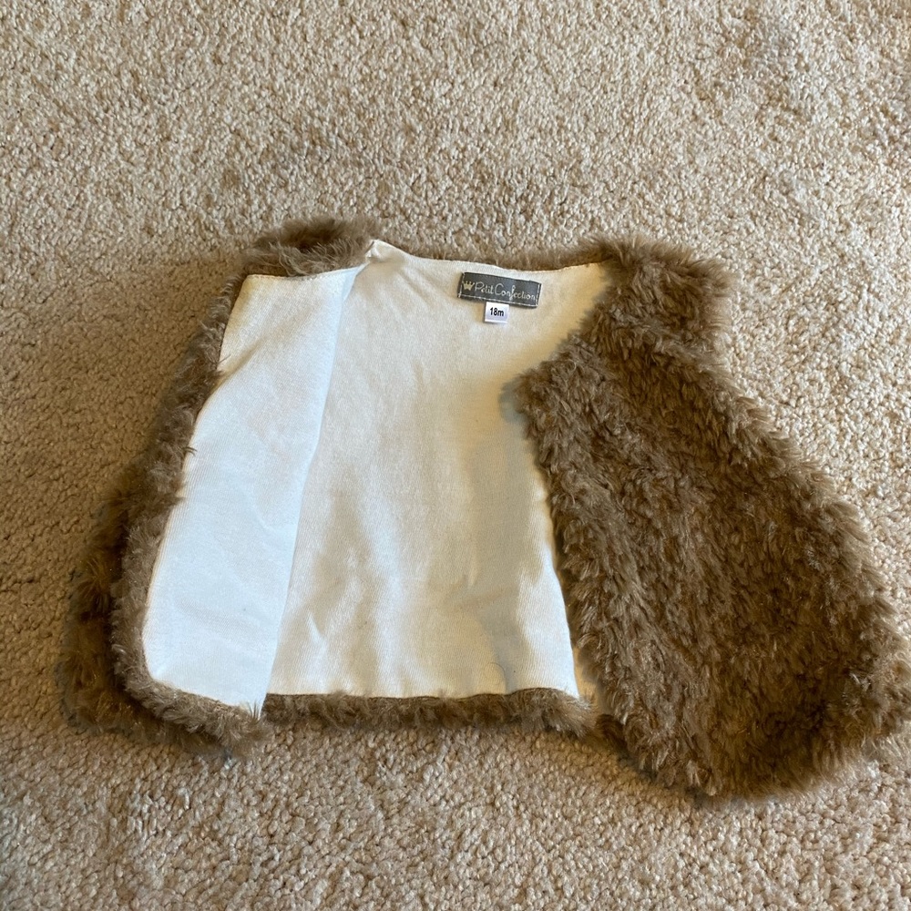 Vest - Picture 2 of 3